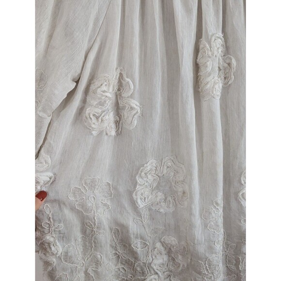 Tempo Paris Ivory Boho Tunic 3D Flowers Sequins Flowy Fairy 3/4 Sleeve Sz L - Picture 5 of 11